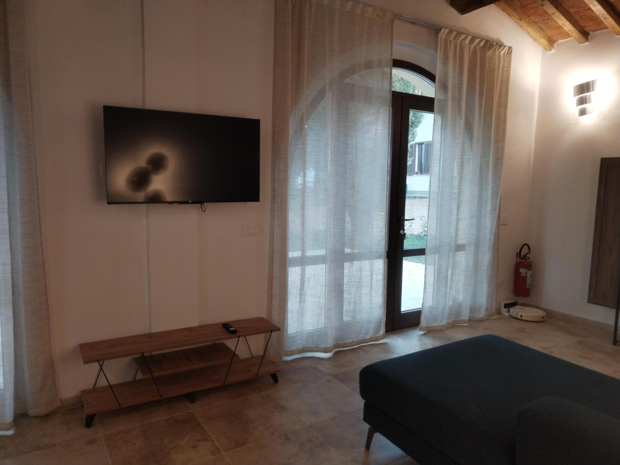 Agriturismo Poggio Rotondo San Gimignano Exteriér fotografie